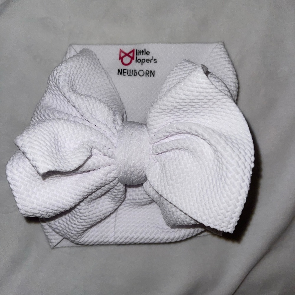 Little Lopers White Newborn Messy Bow